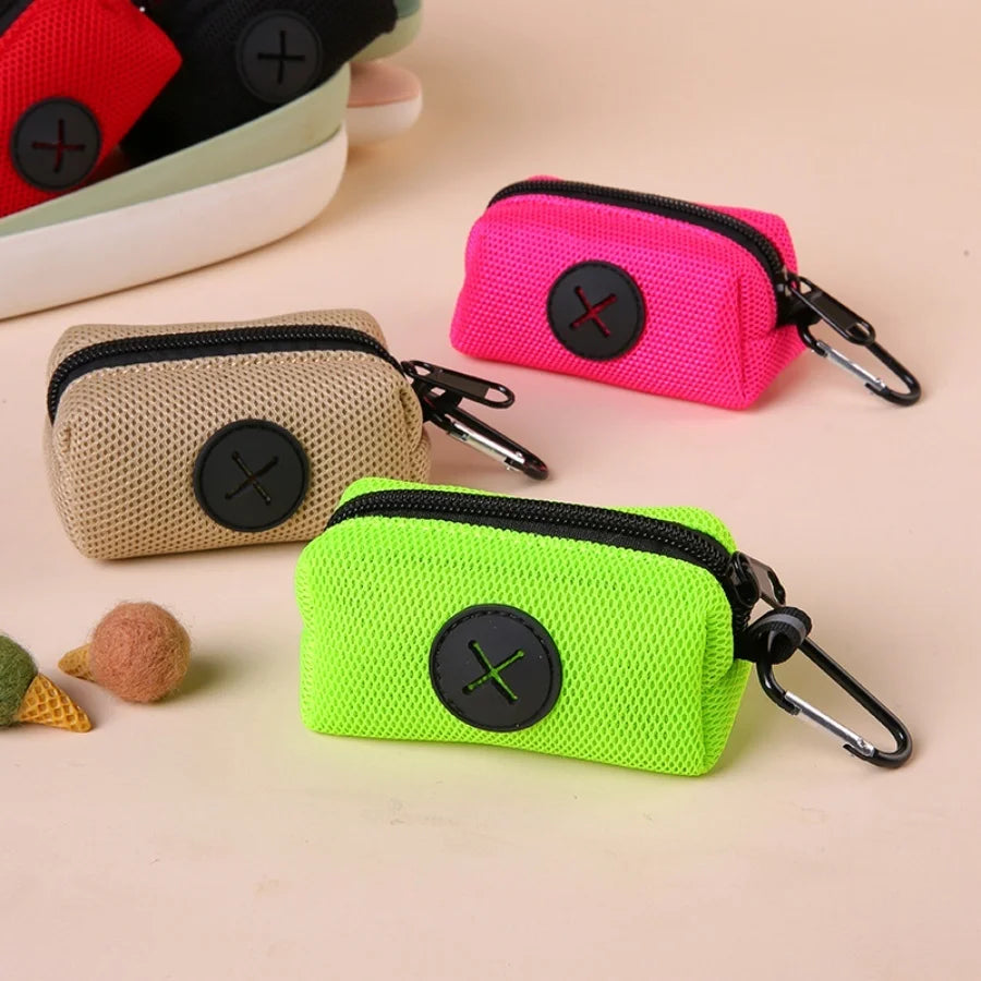 Porte-sac de crottes pour chien