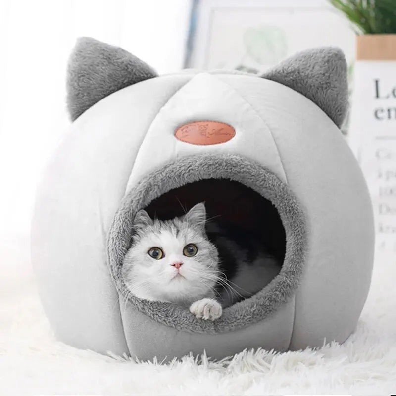 Nid de chat universel quatre saisons en forme de tête de chat